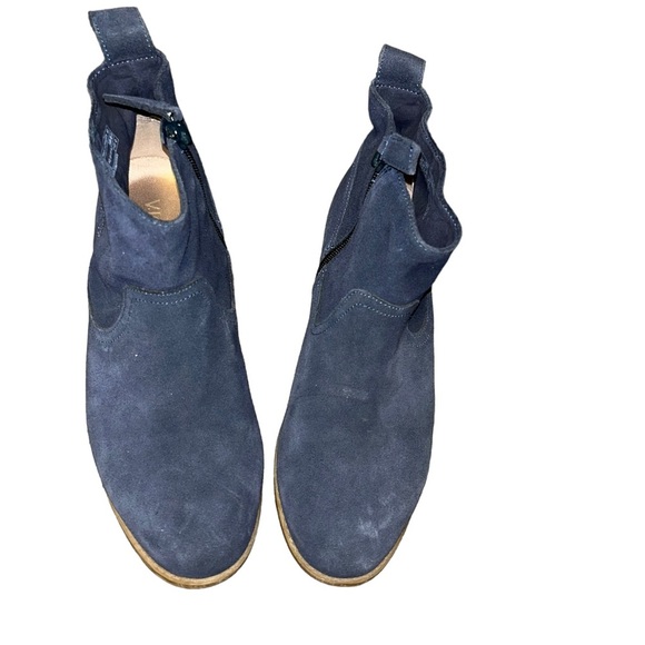Vionic Orthotic Vera Ankle Boot blue suede leather size 8.5 booties - Picture 2 of 4